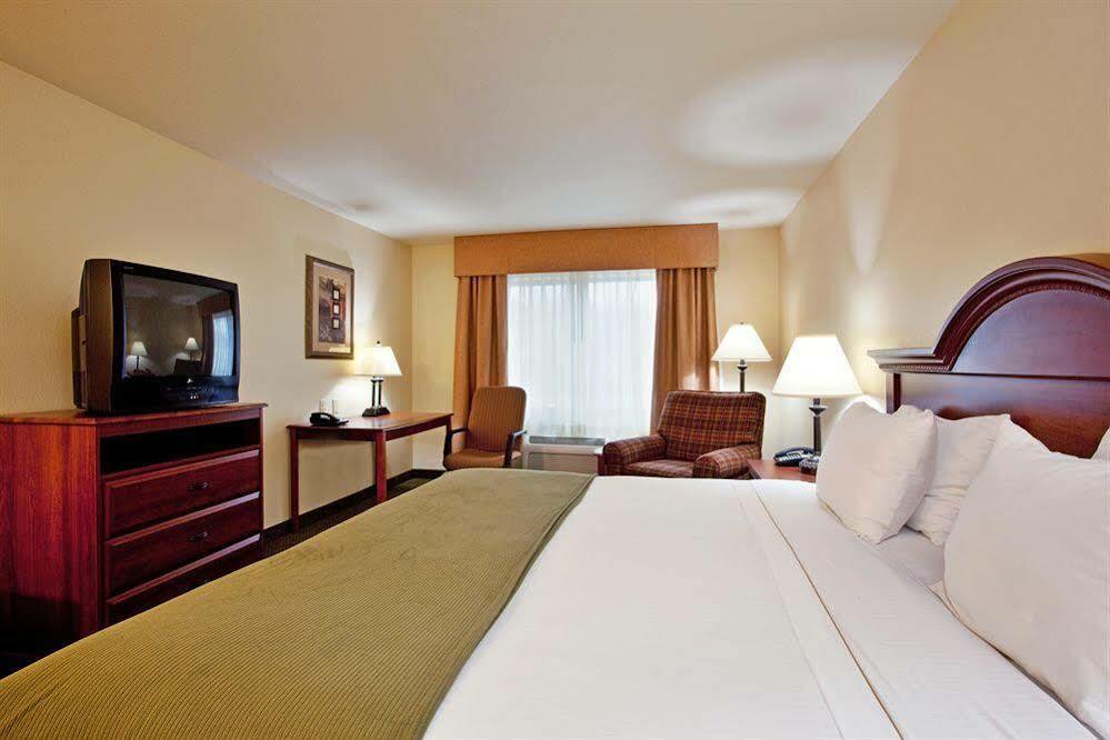 Holiday Inn Express Hotel & Suites Claypool Hill -Richlands Area By Ihg Pounding Mill Zewnętrze zdjęcie