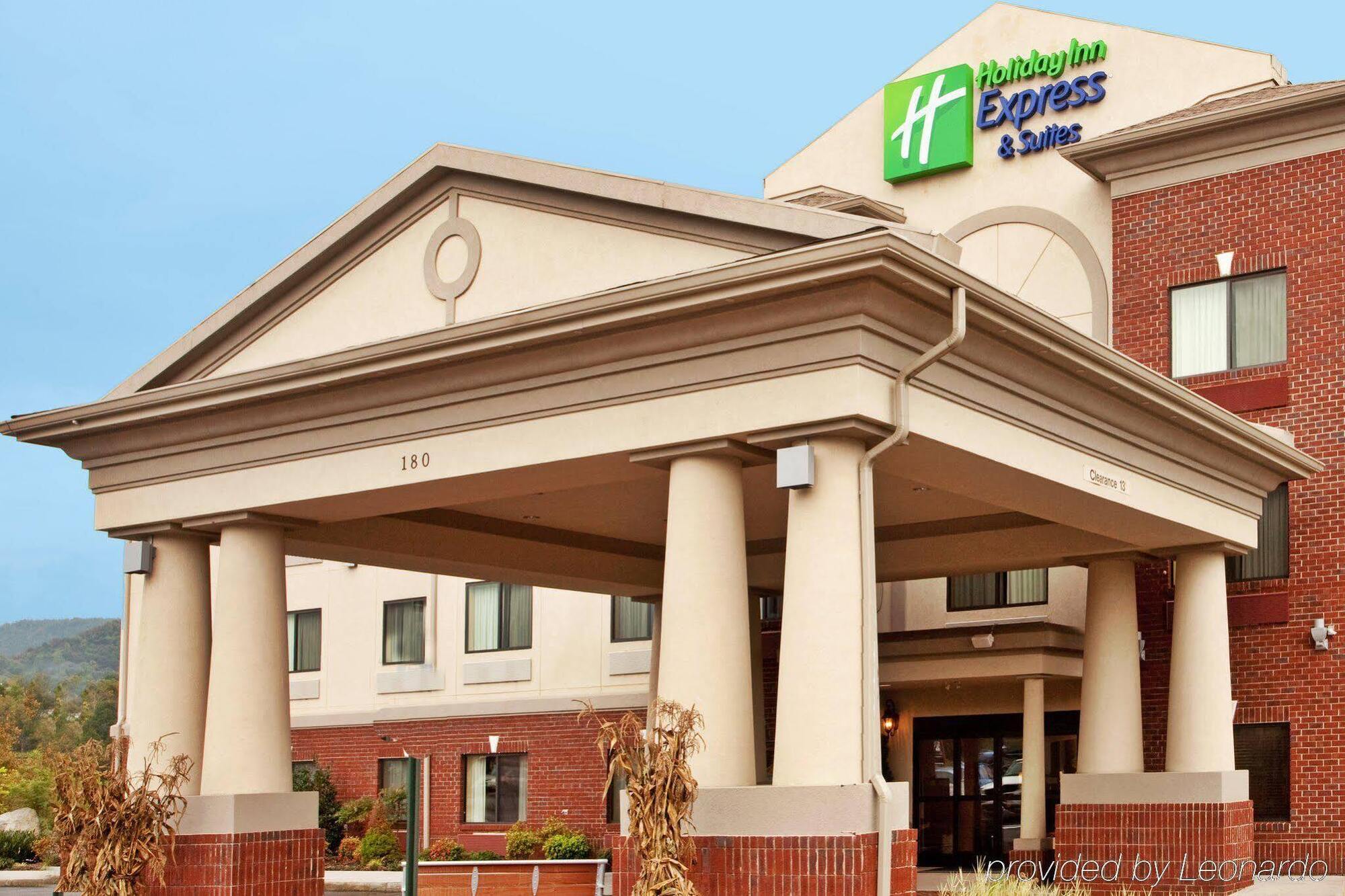 Holiday Inn Express Hotel & Suites Claypool Hill -Richlands Area By Ihg Pounding Mill Zewnętrze zdjęcie